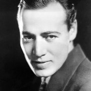 Лесли Фентон