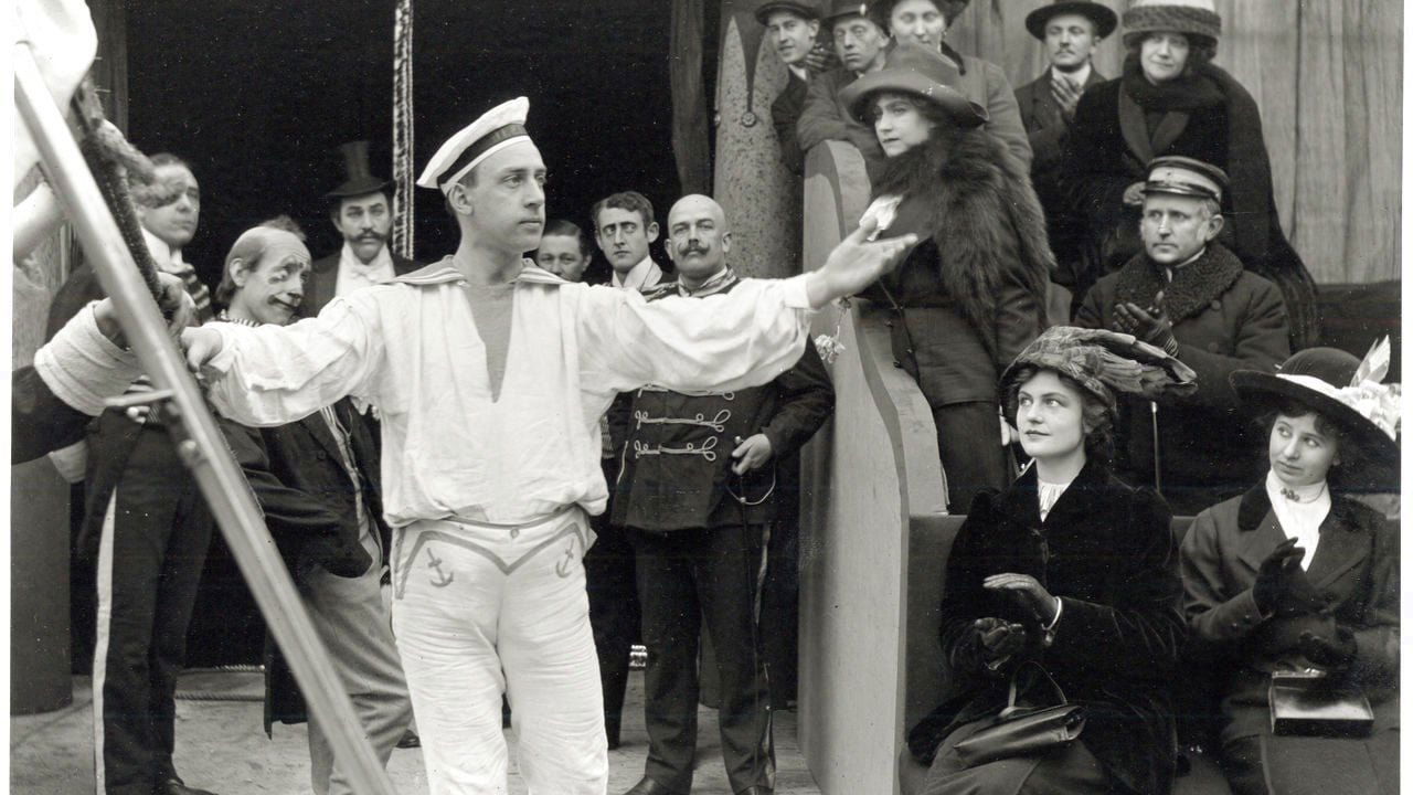 Бродячий цирк