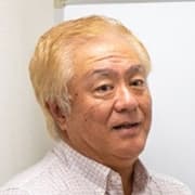 Хадзимэ Камэгаки