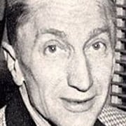 Норм МакКейб